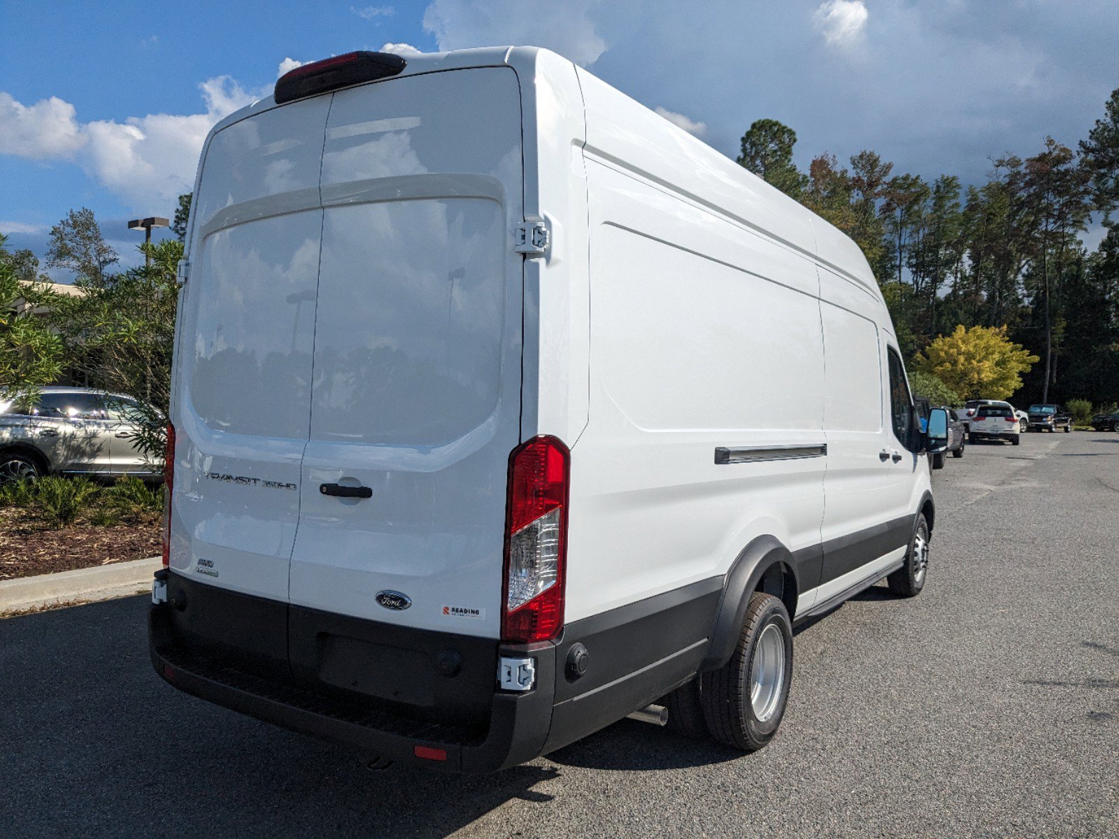 2024 Ford Transit photo 4