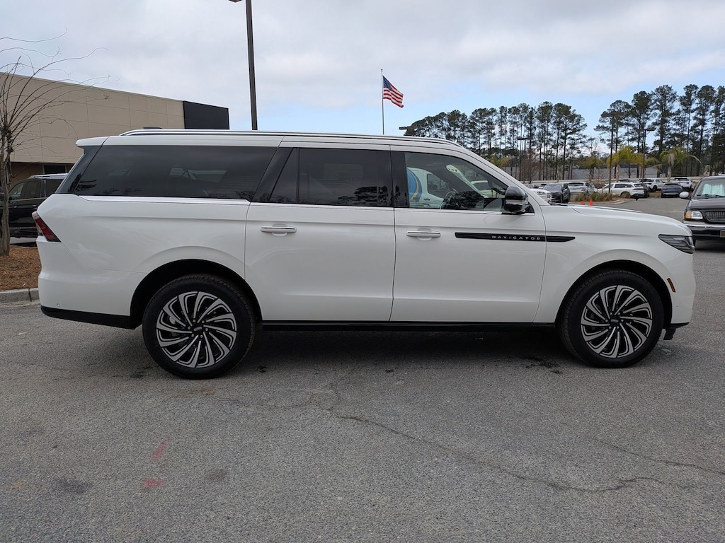 Certified 2025 Lincoln Navigator L Black Label SUV