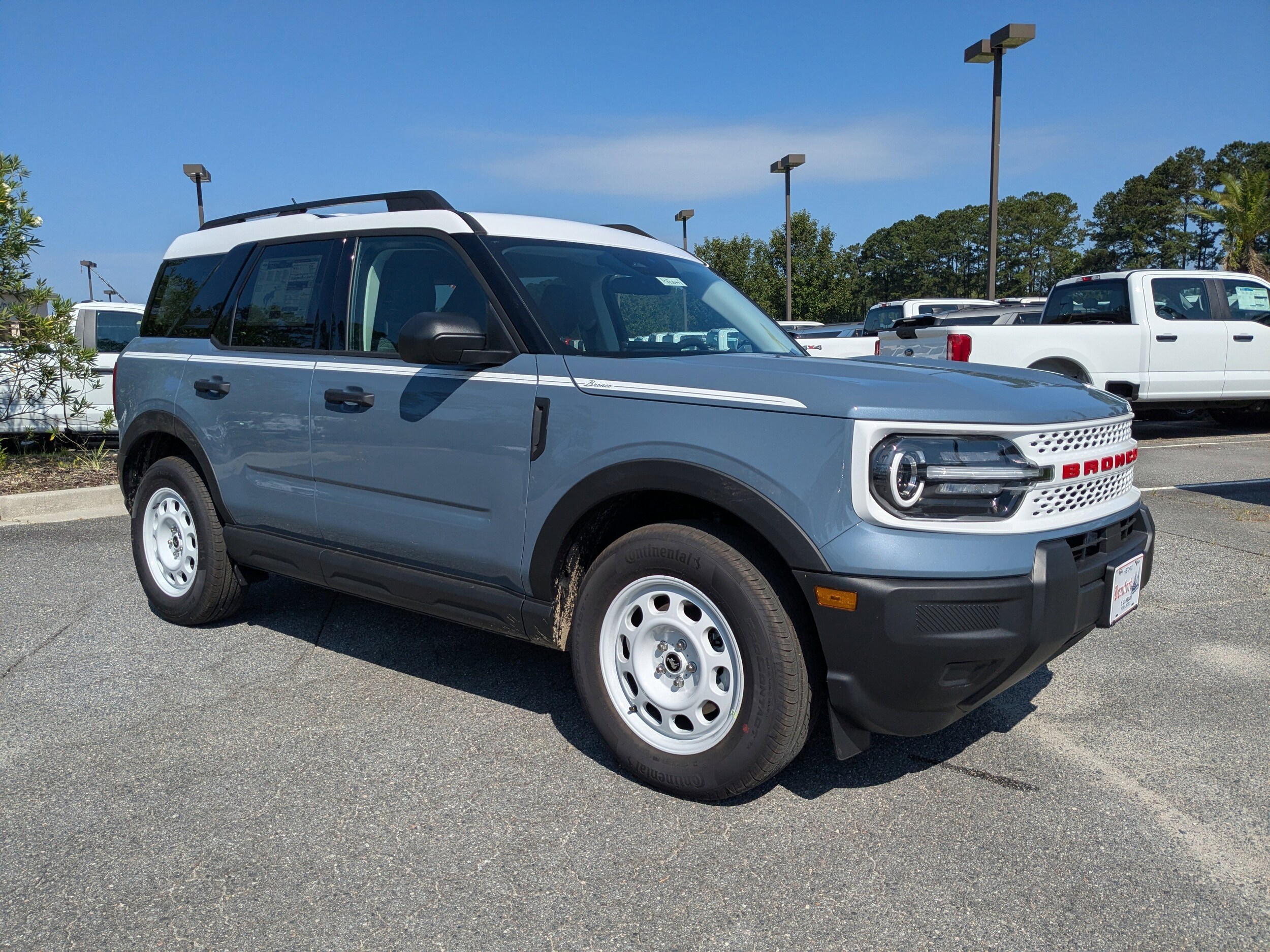 2025 Ford Bronco Sport Heritage photo 2