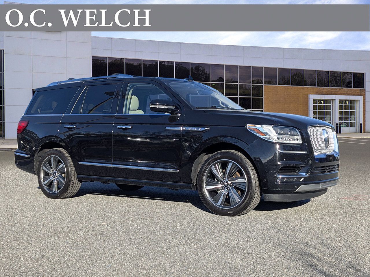2019 Lincoln Navigator Reserve's photo