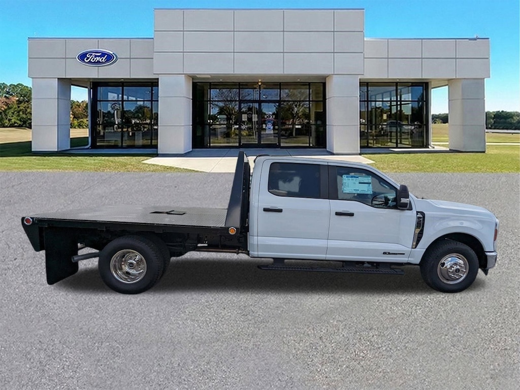 New 2024 Ford F-350 Chassis XL Chassis