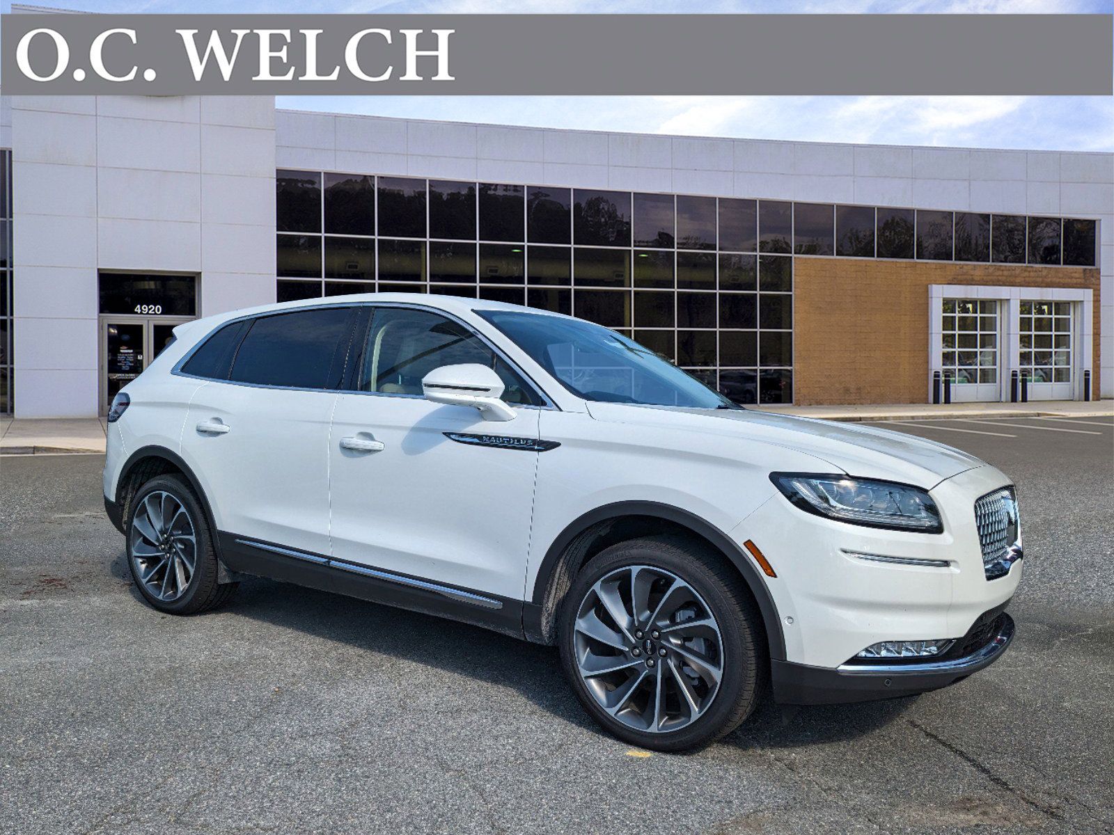 2023 Lincoln Nautilus Reserve's photo