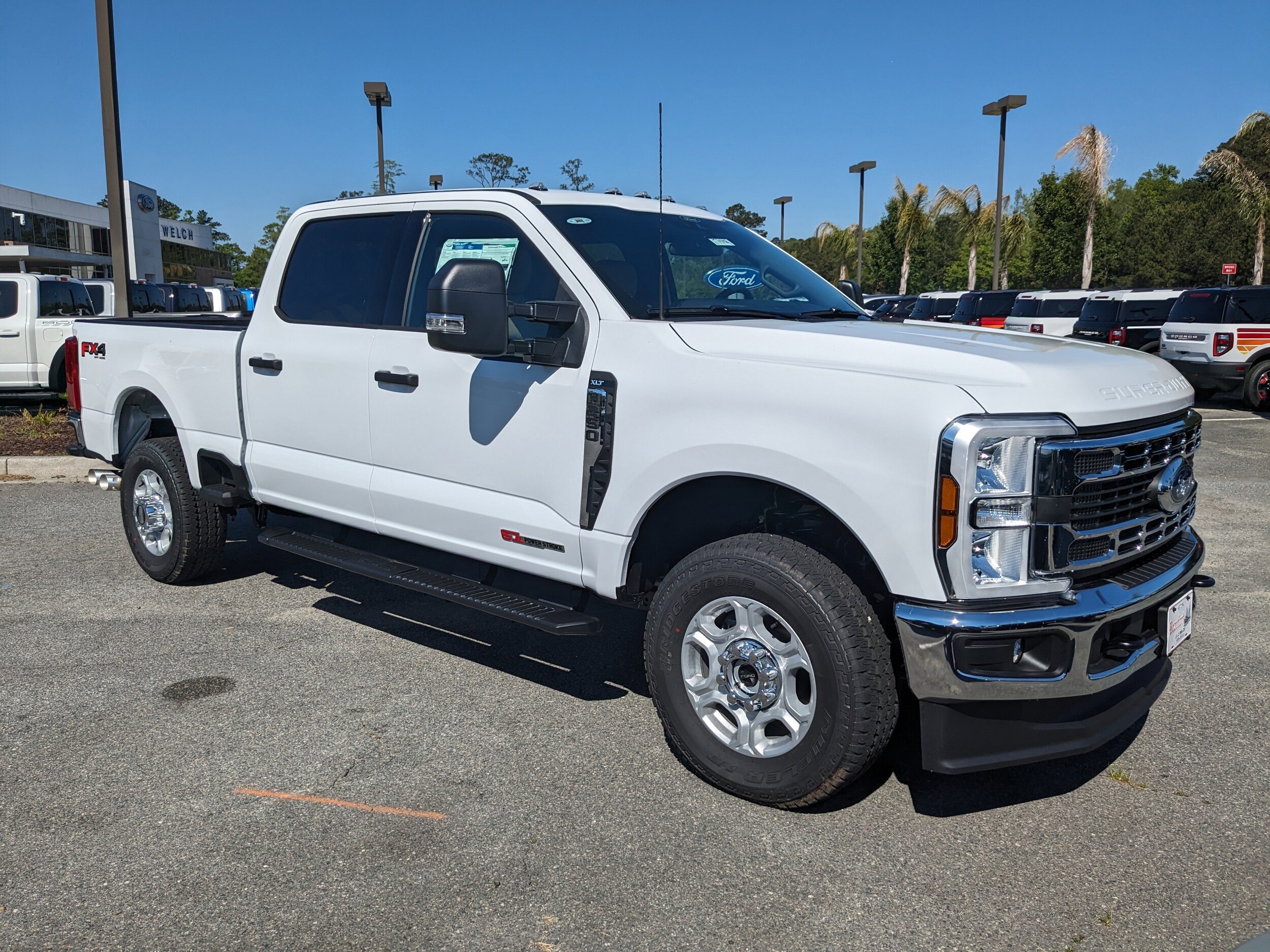 2025 Ford F-250 XLT photo 2