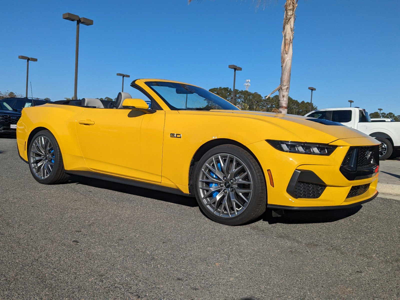2024 Ford Mustang GT Premium Convertible photo 2