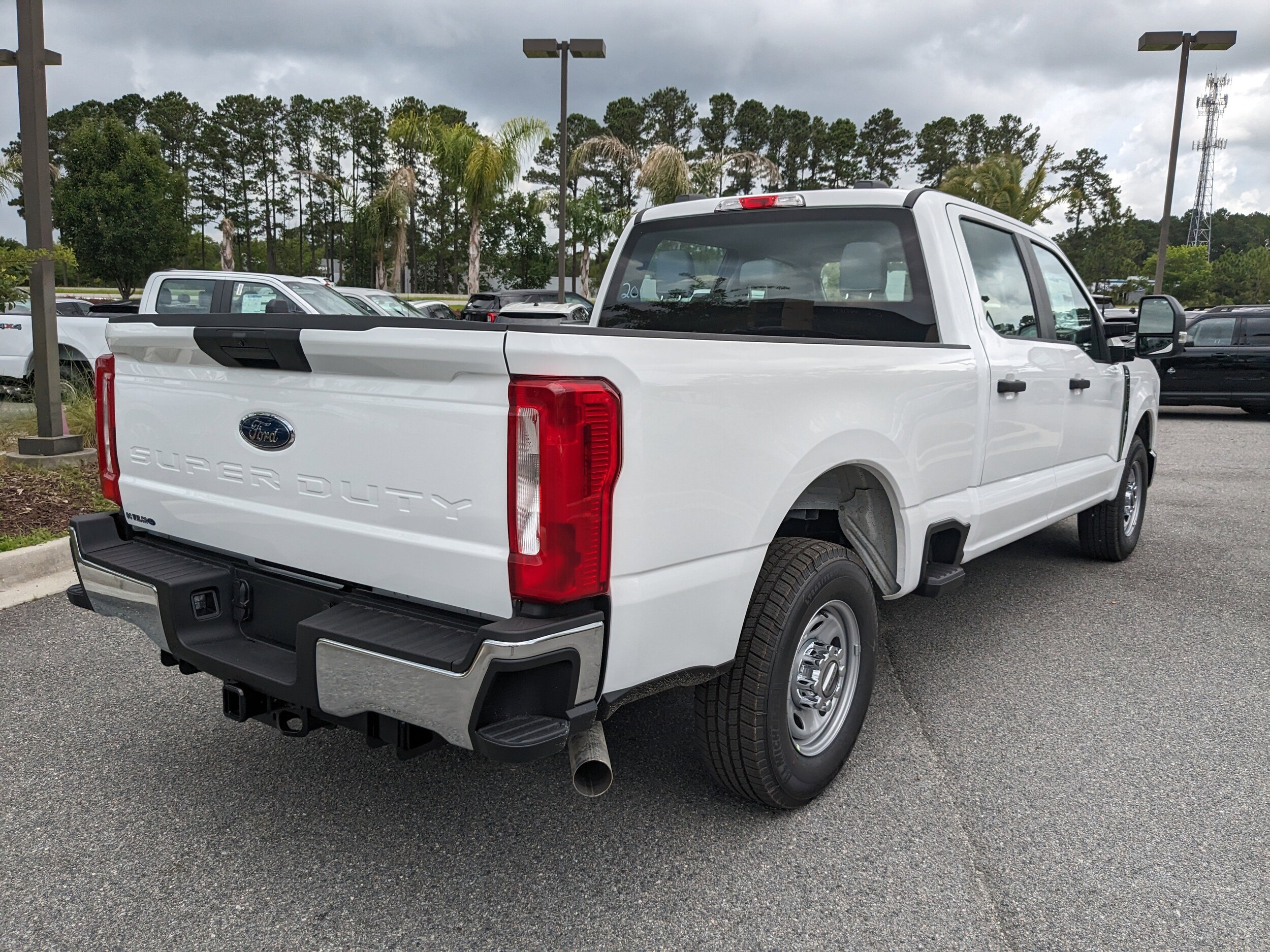 2025 Ford F-250 XL photo 4
