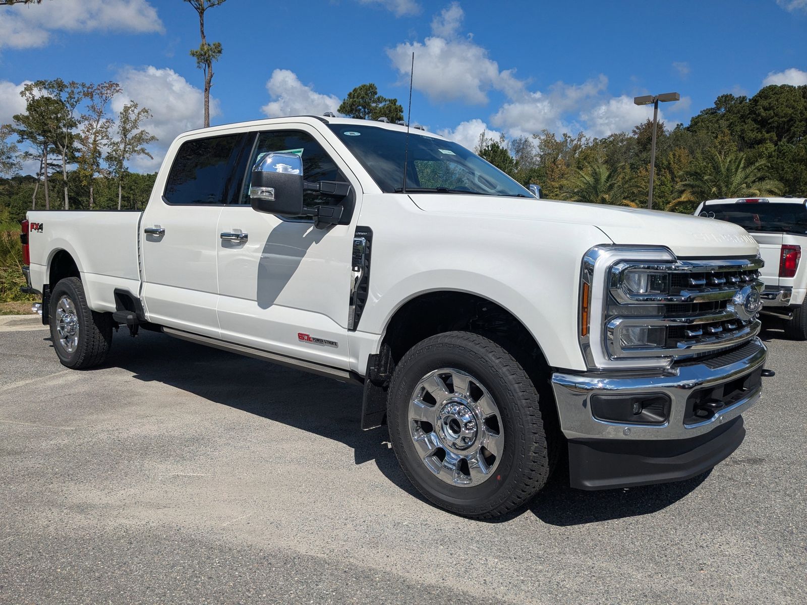 2026 Ford F-250 Lariat photo 2