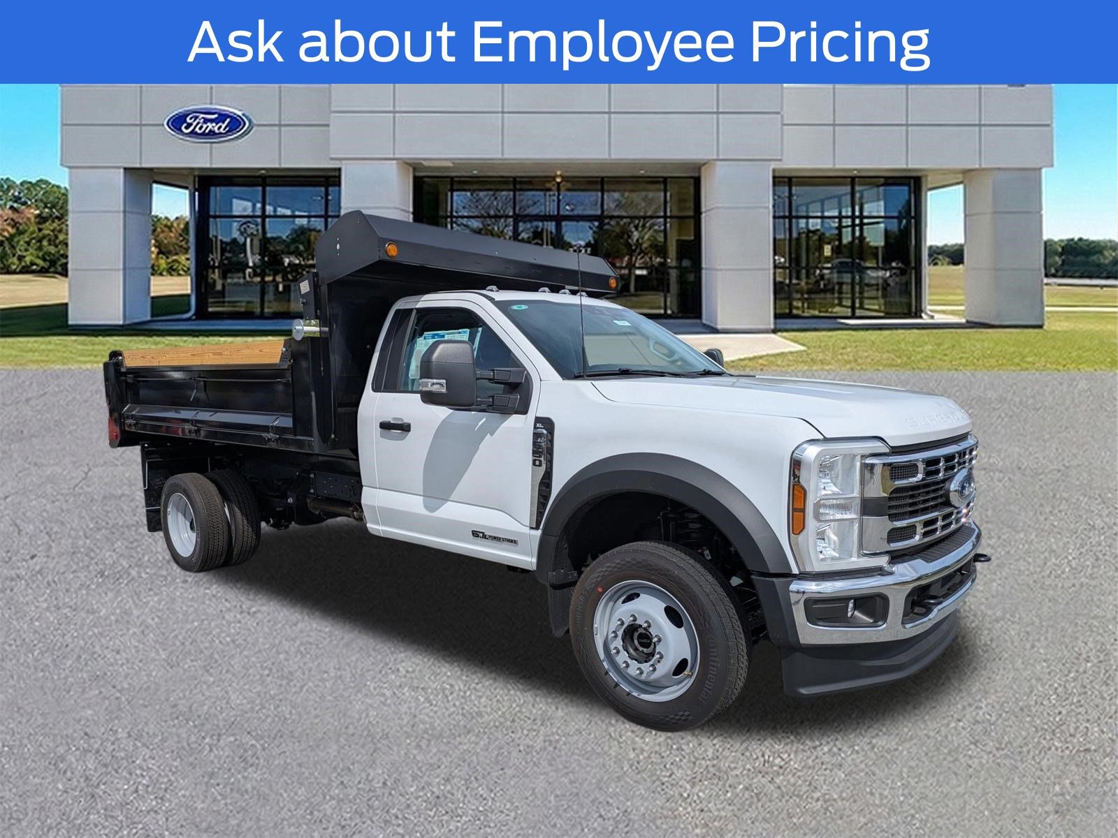 2026 Ford F-550 XL 4x4 Regular Cab 169-In DRW's photo