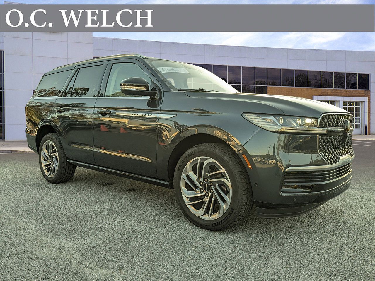 2025 Lincoln Navigator Reserve's photo