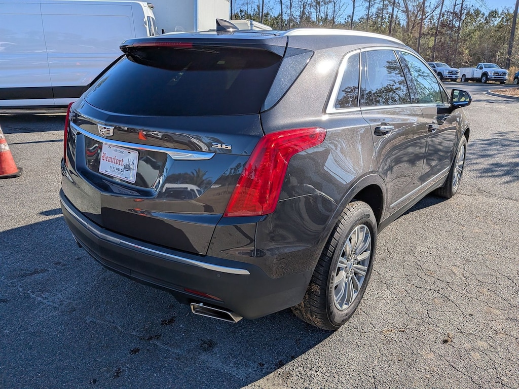 Used 2017 Cadillac XT5 Luxury SUV