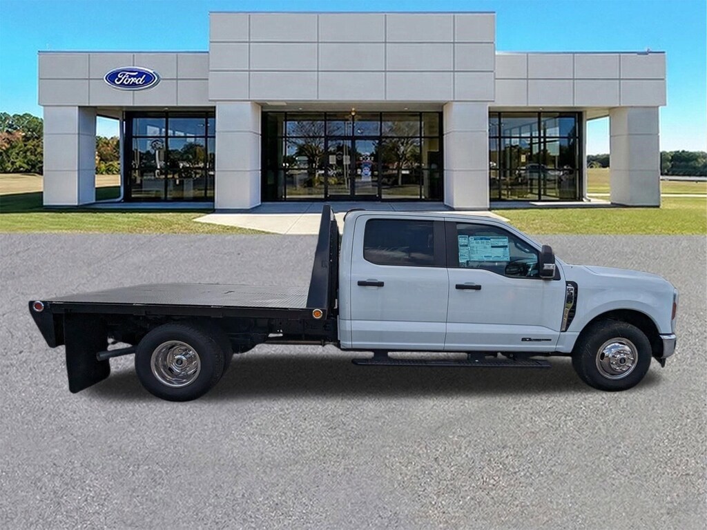 New 2024 Ford F-350 Chassis XL Chassis