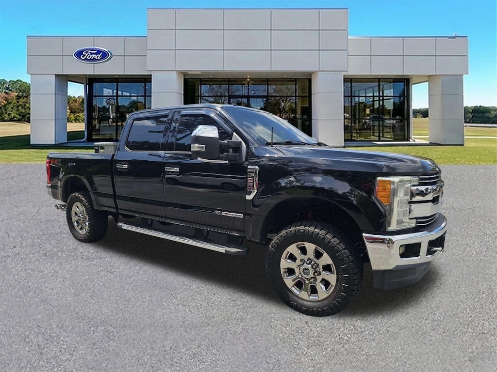 Used 2017 Ford F-250 Lariat Truck
