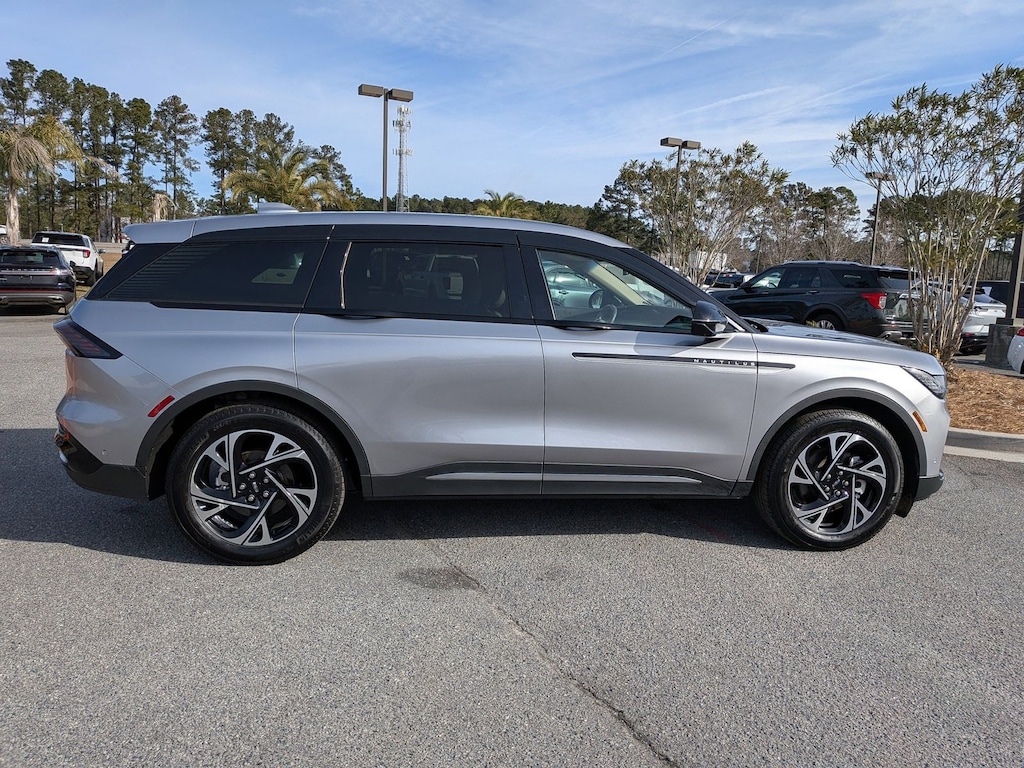 Certified 2024 Lincoln Nautilus Premiere SUV