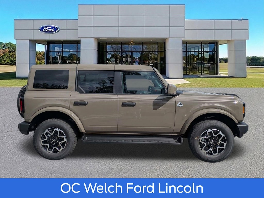 New 2026 Ford Bronco Outer Banks SUV