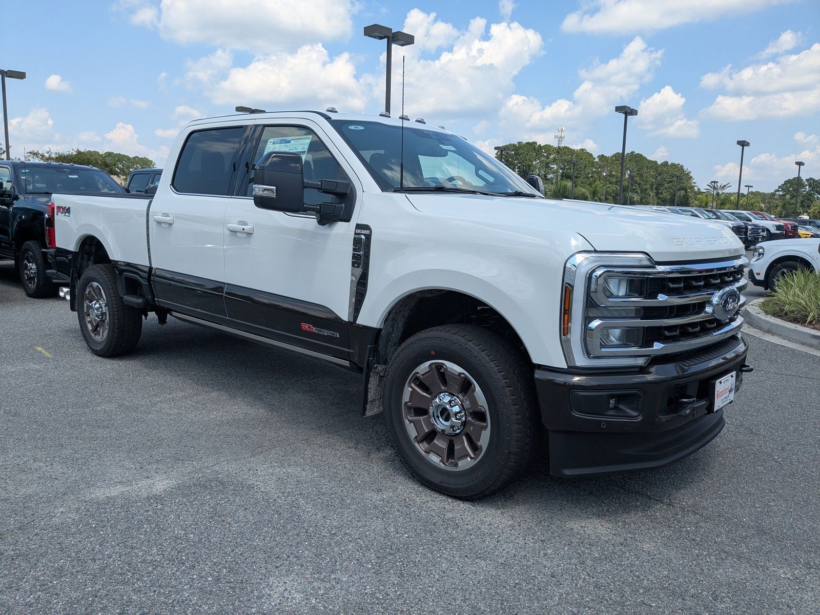 2025 Ford F-250 King Ranch photo 2