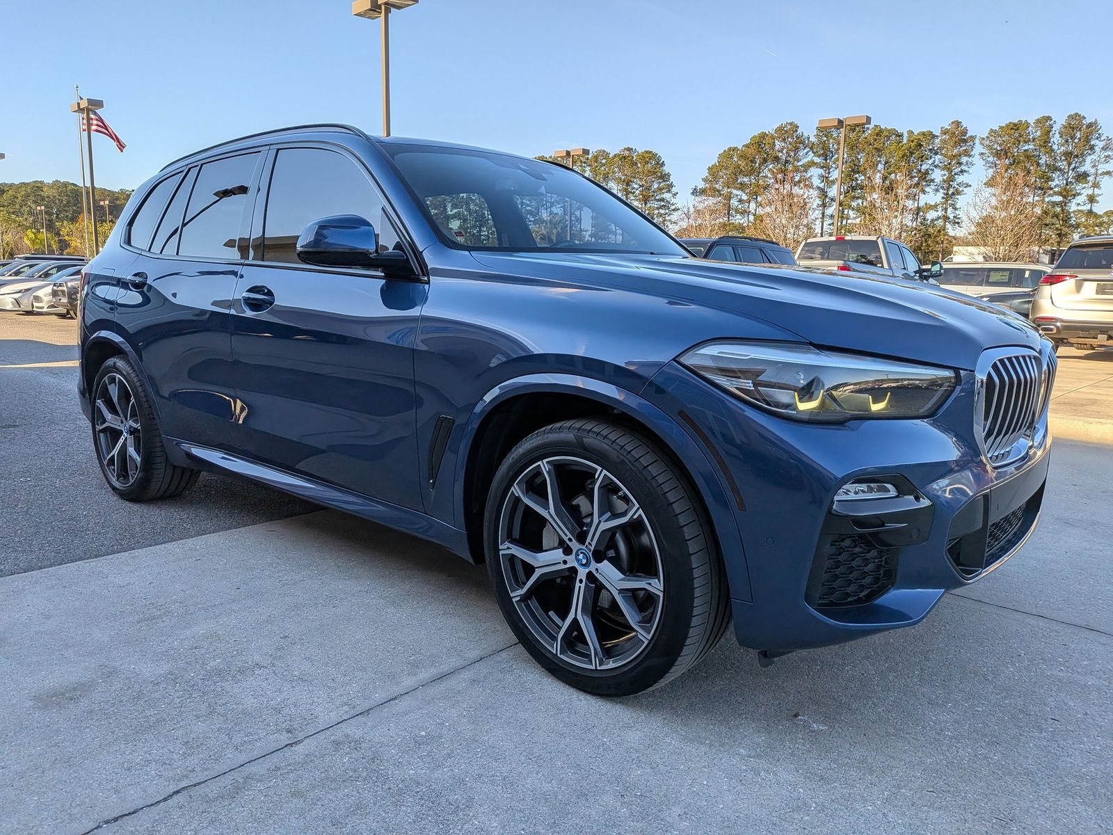 2020 BMW X5 40i's photo