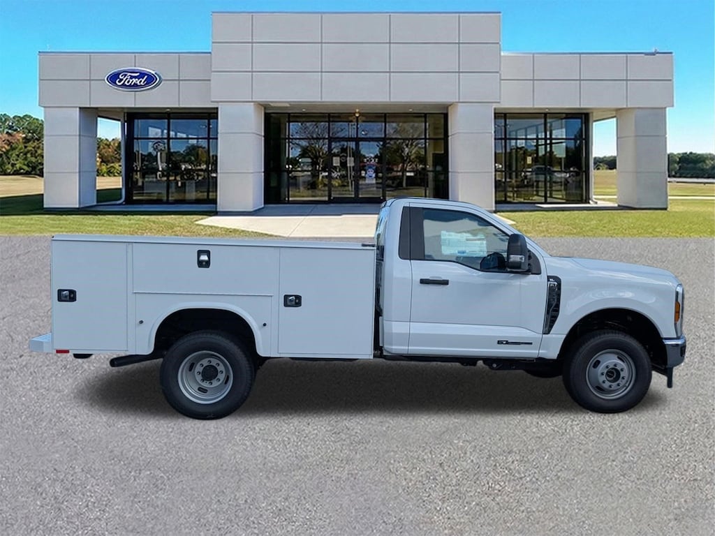 New 2025 Ford F-350 Chassis XL Chassis