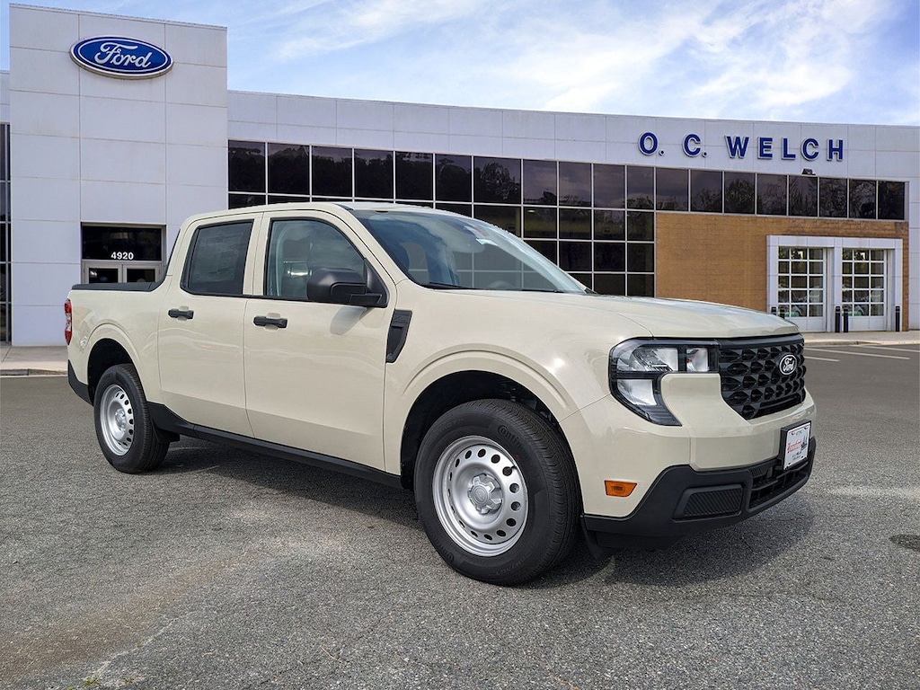 New 2025 Ford Maverick XL Truck