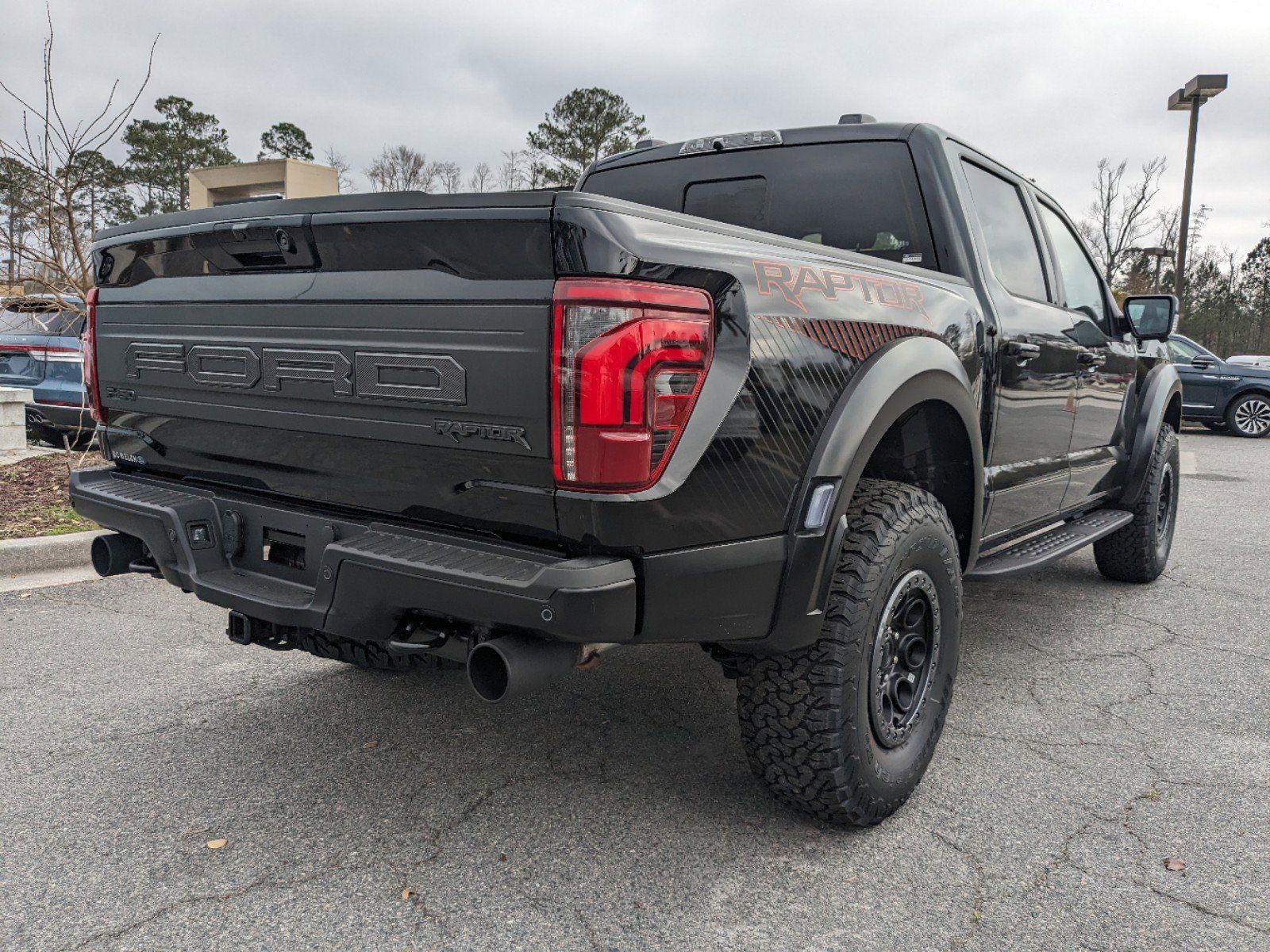 2024 Ford F-150 Raptor photo 4