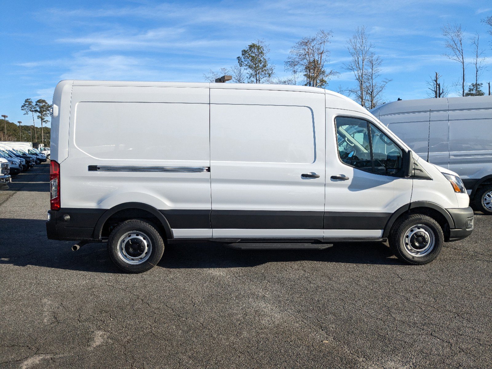 2024 Ford Transit photo 3