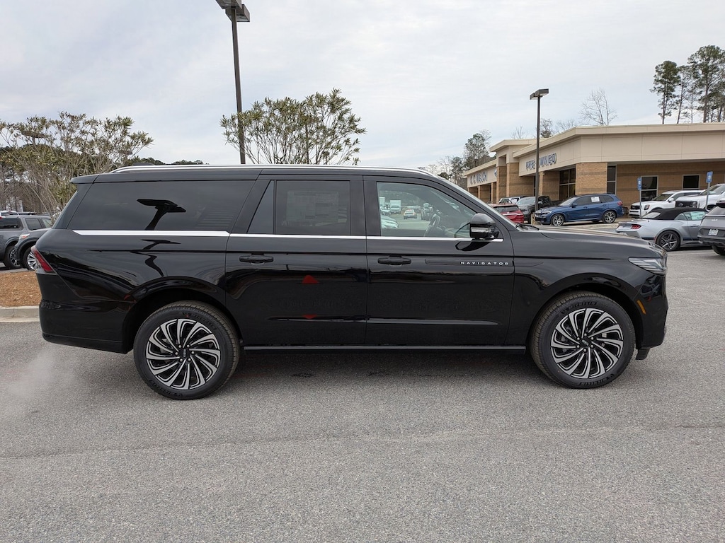 New 2026 Lincoln Navigator L Black Label SUV