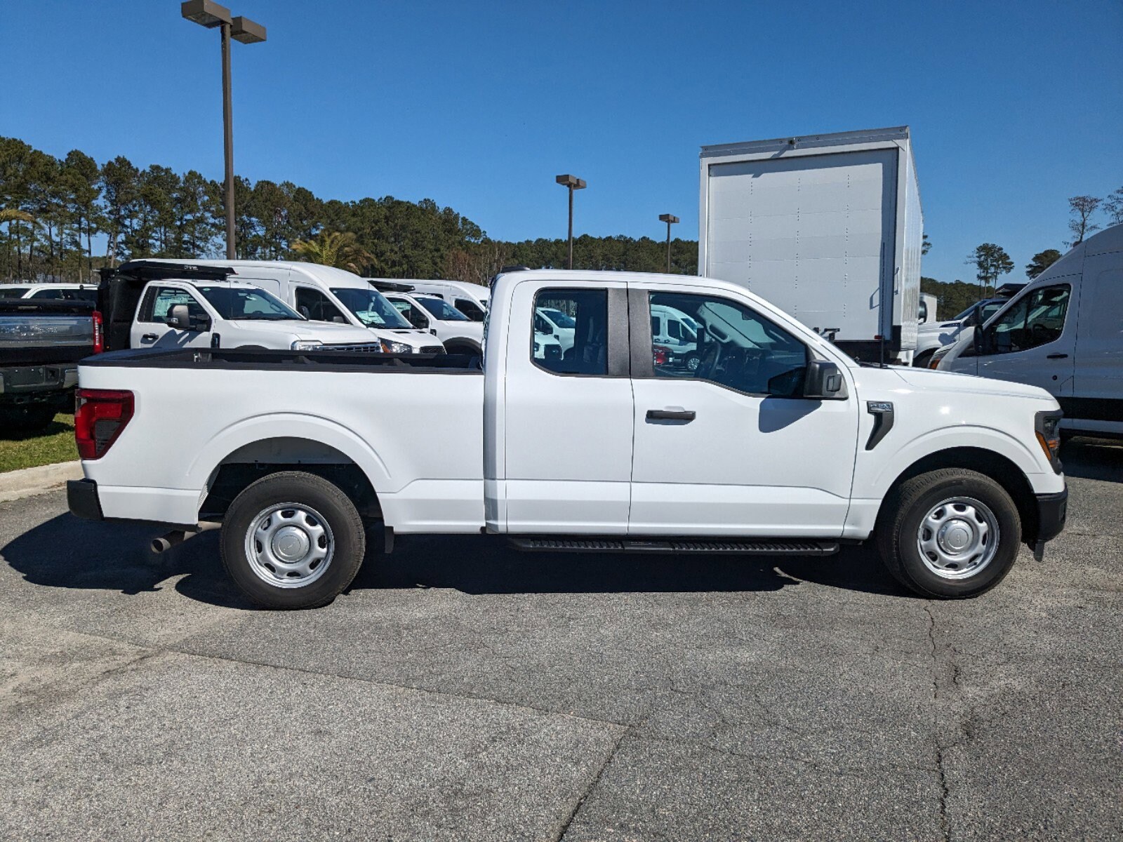 2024 Ford F-150 XL photo 3