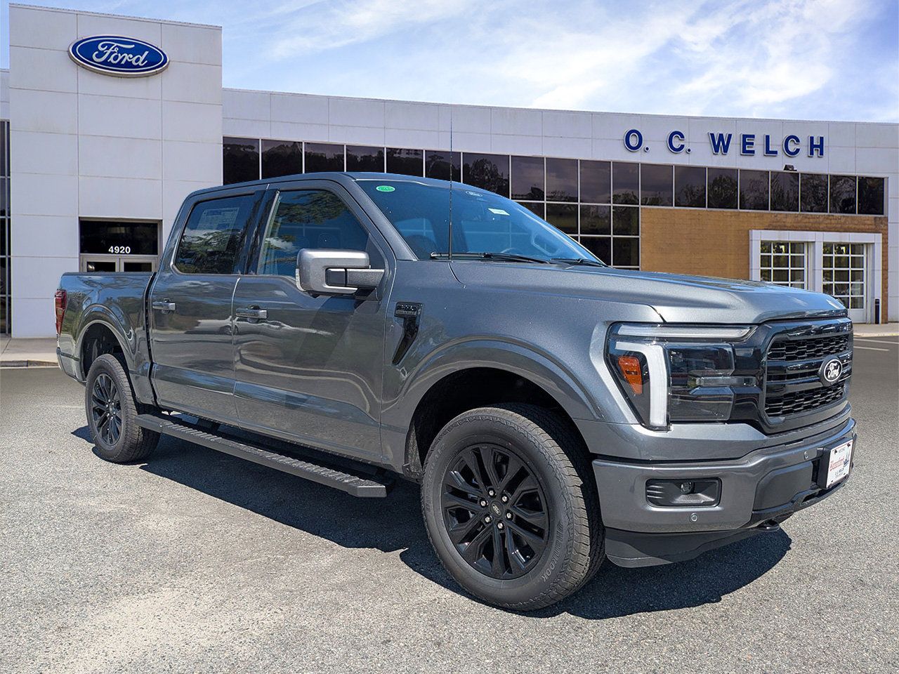 2025 Ford F-150 Lariat's photo