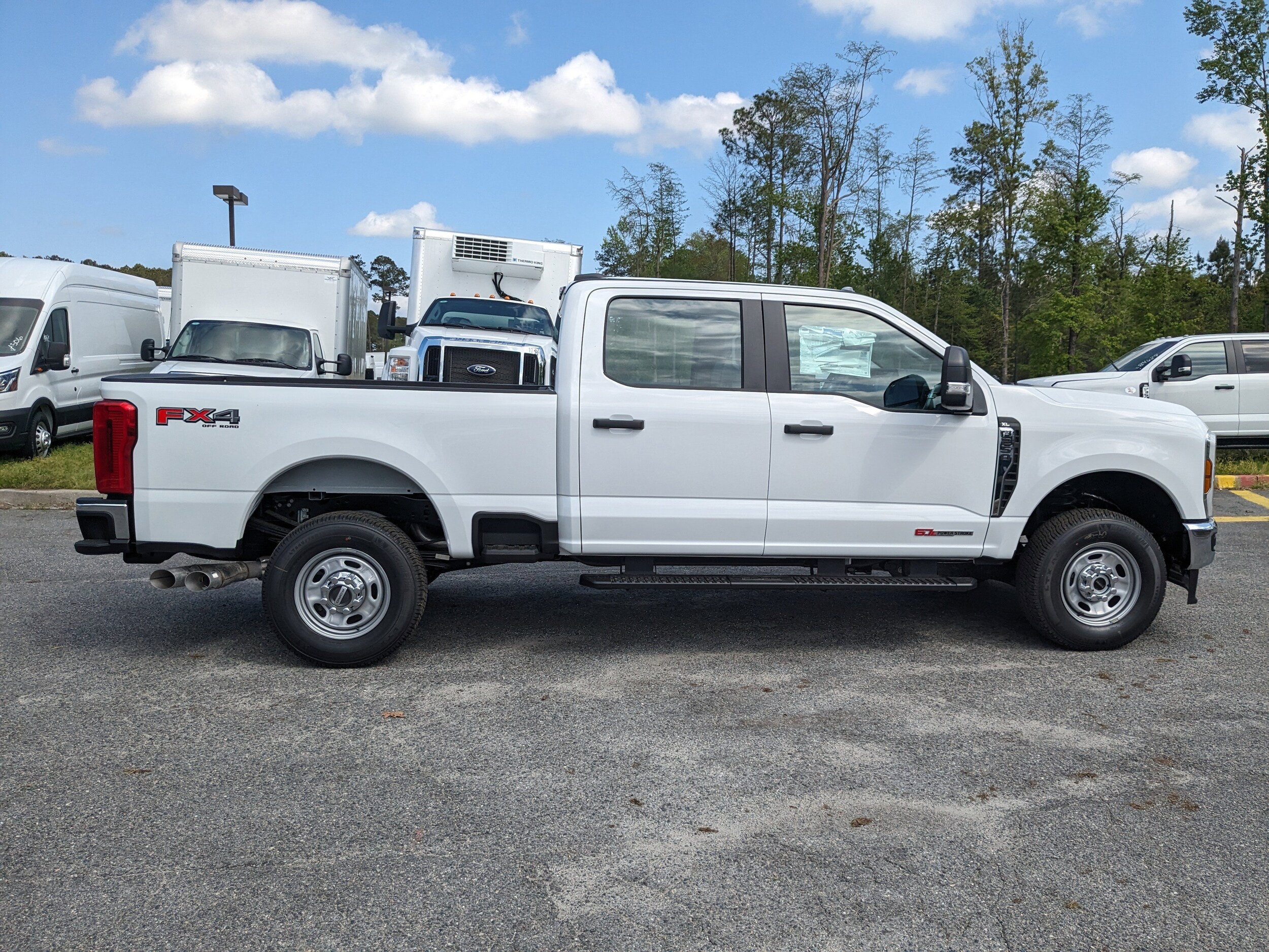 2025 Ford F-250 XL photo 3