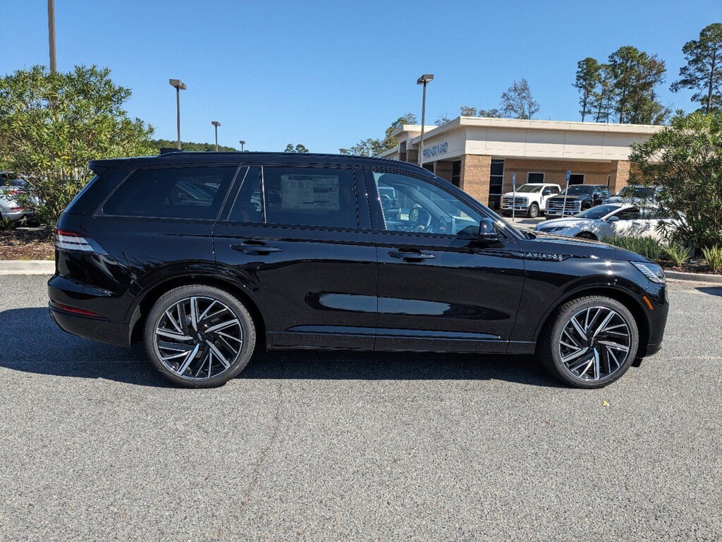 New 2025 Lincoln Aviator Black Label SUV