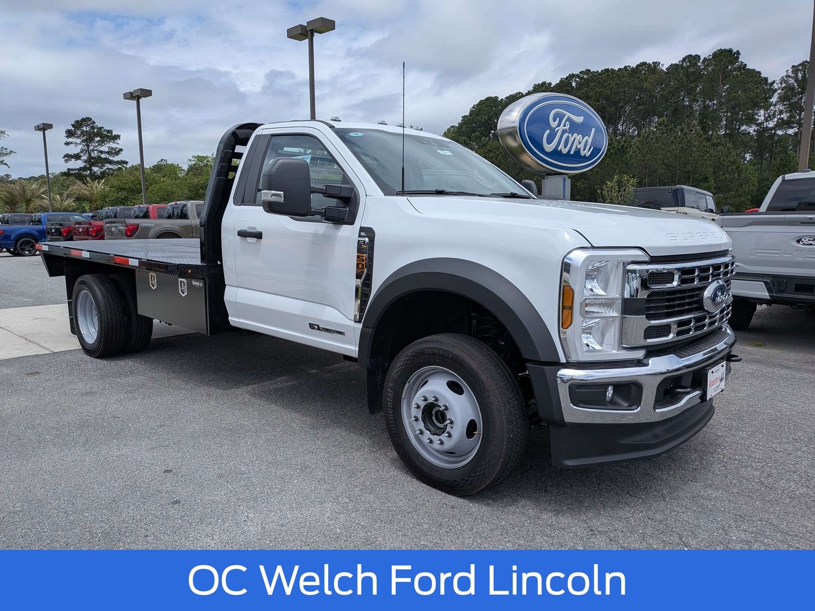  Ford F-550 Chassis