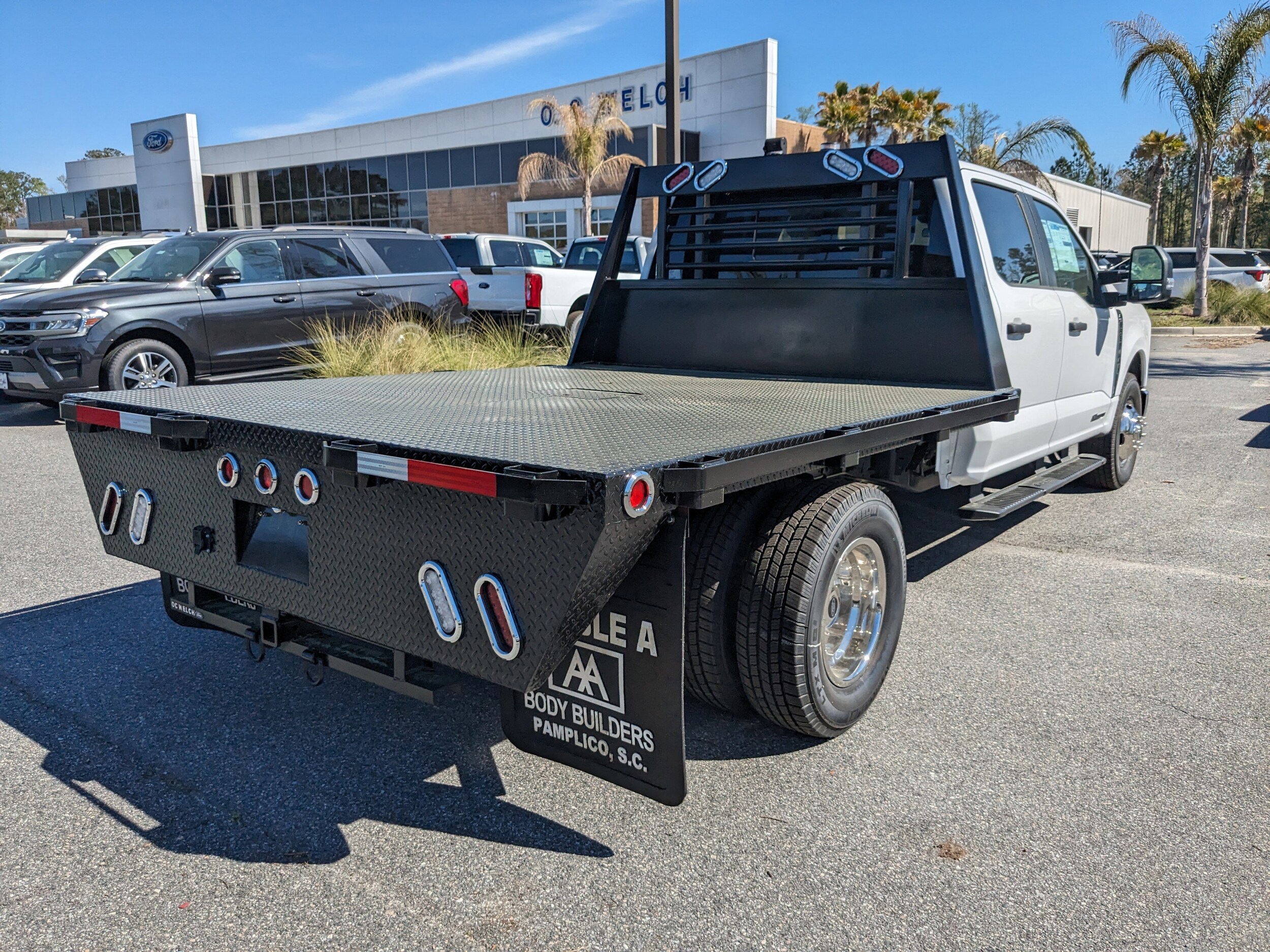2024 Ford F-350 XL photo 3