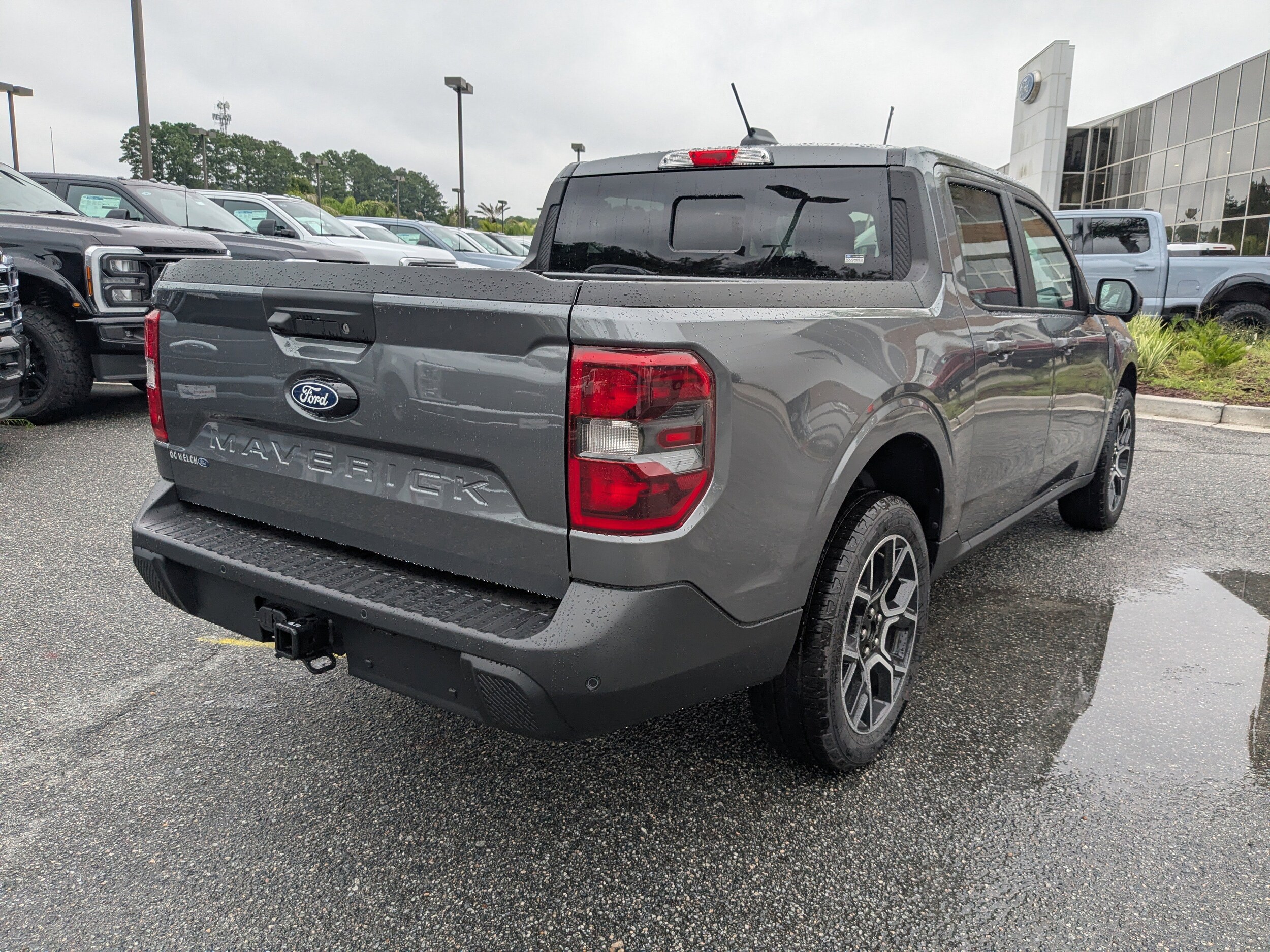 2025 Ford Maverick Lariat photo 3