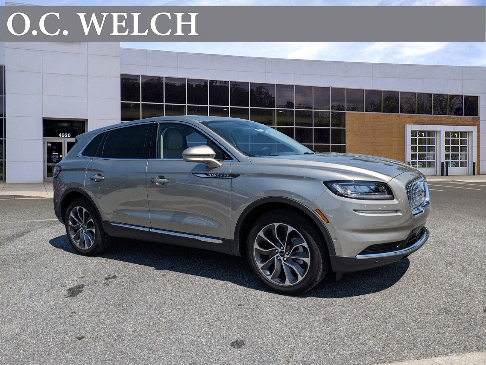 2023 Lincoln Nautilus Reserve's photo