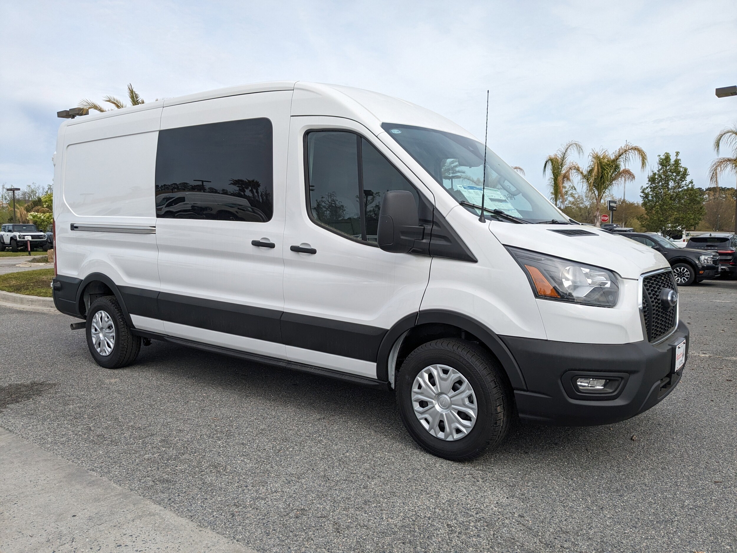 2024 Ford Transit photo 2