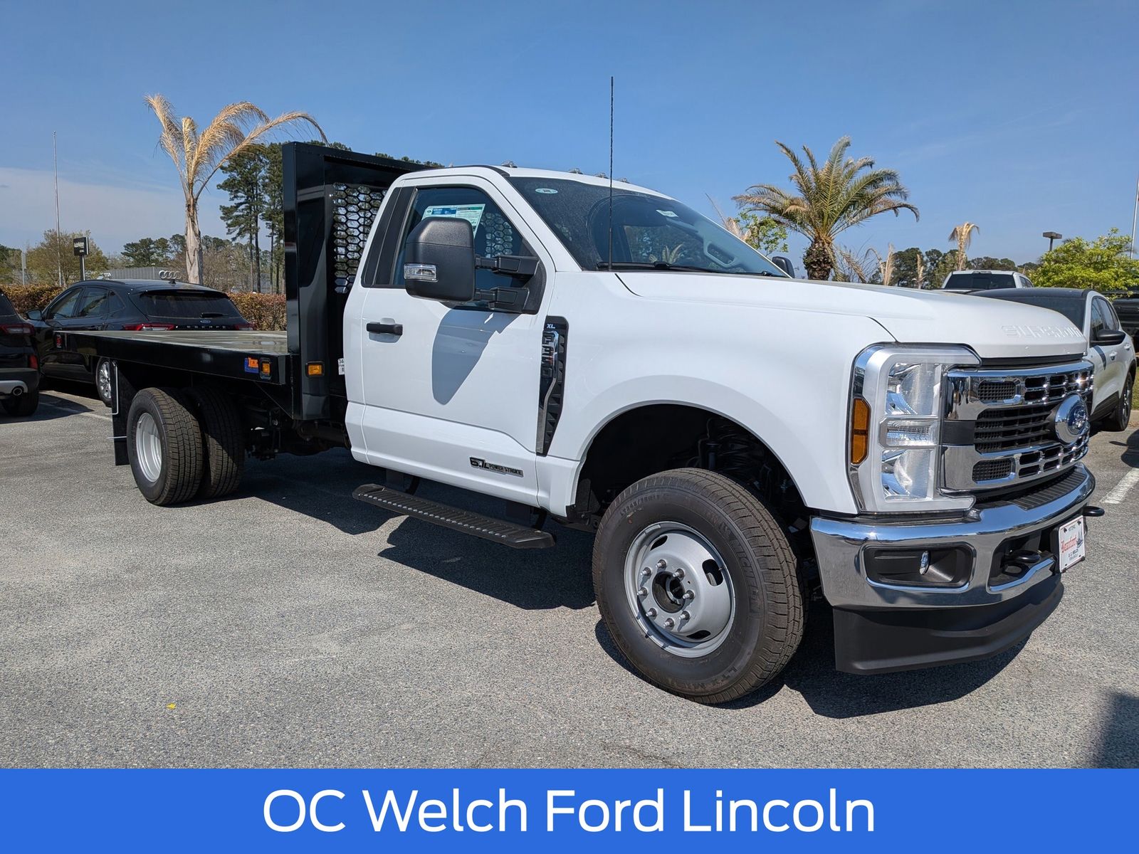 2026 Ford F-350 Super Duty Chassis Cab