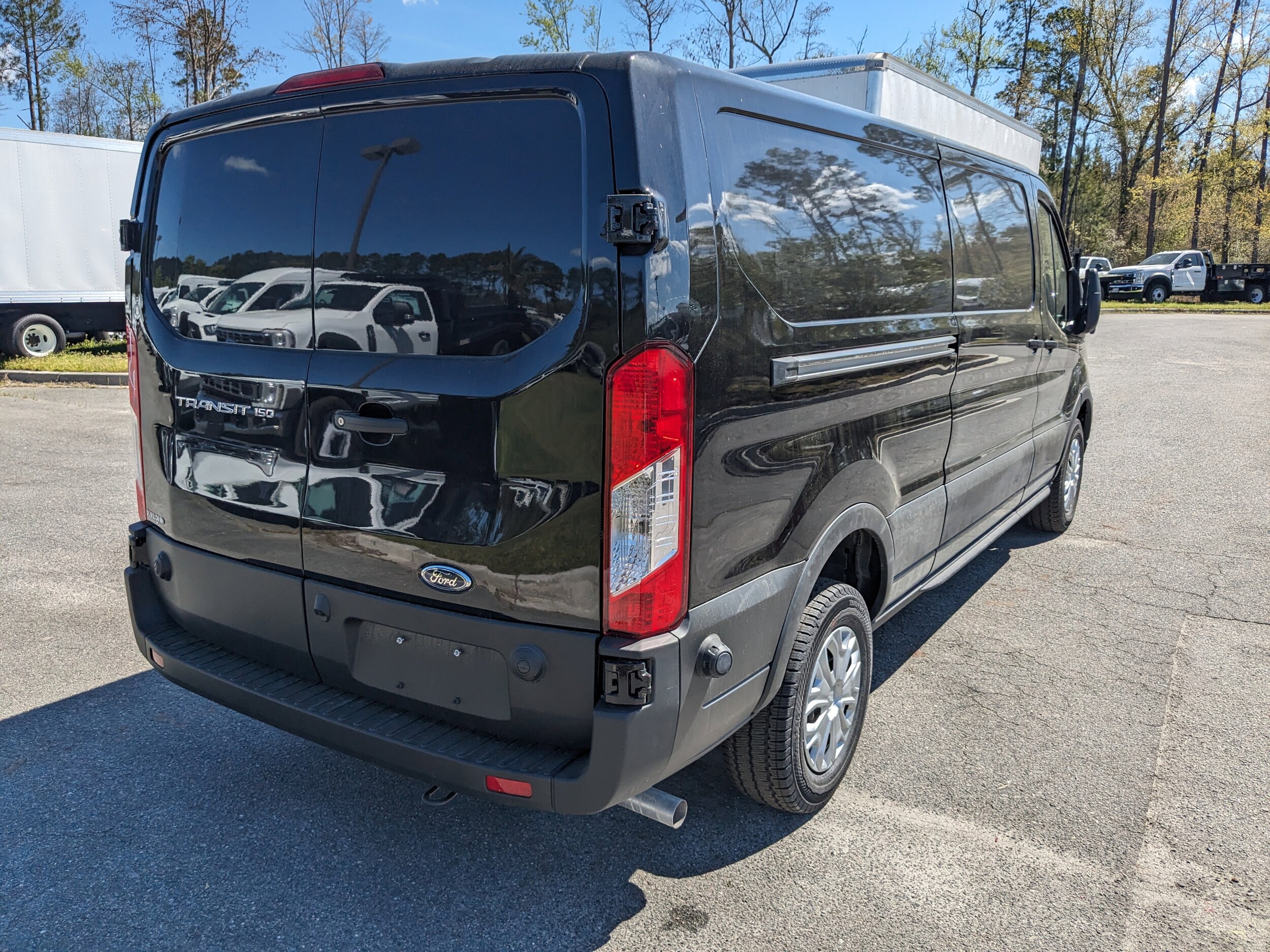 2024 Ford Transit photo 4
