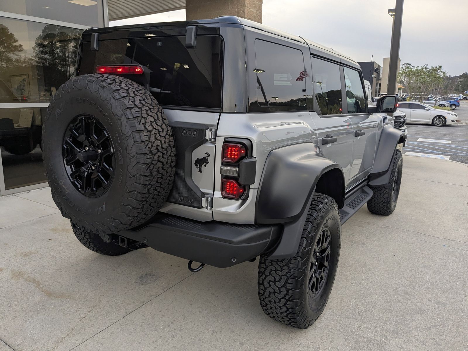 2024 Ford Bronco Raptor photo 4