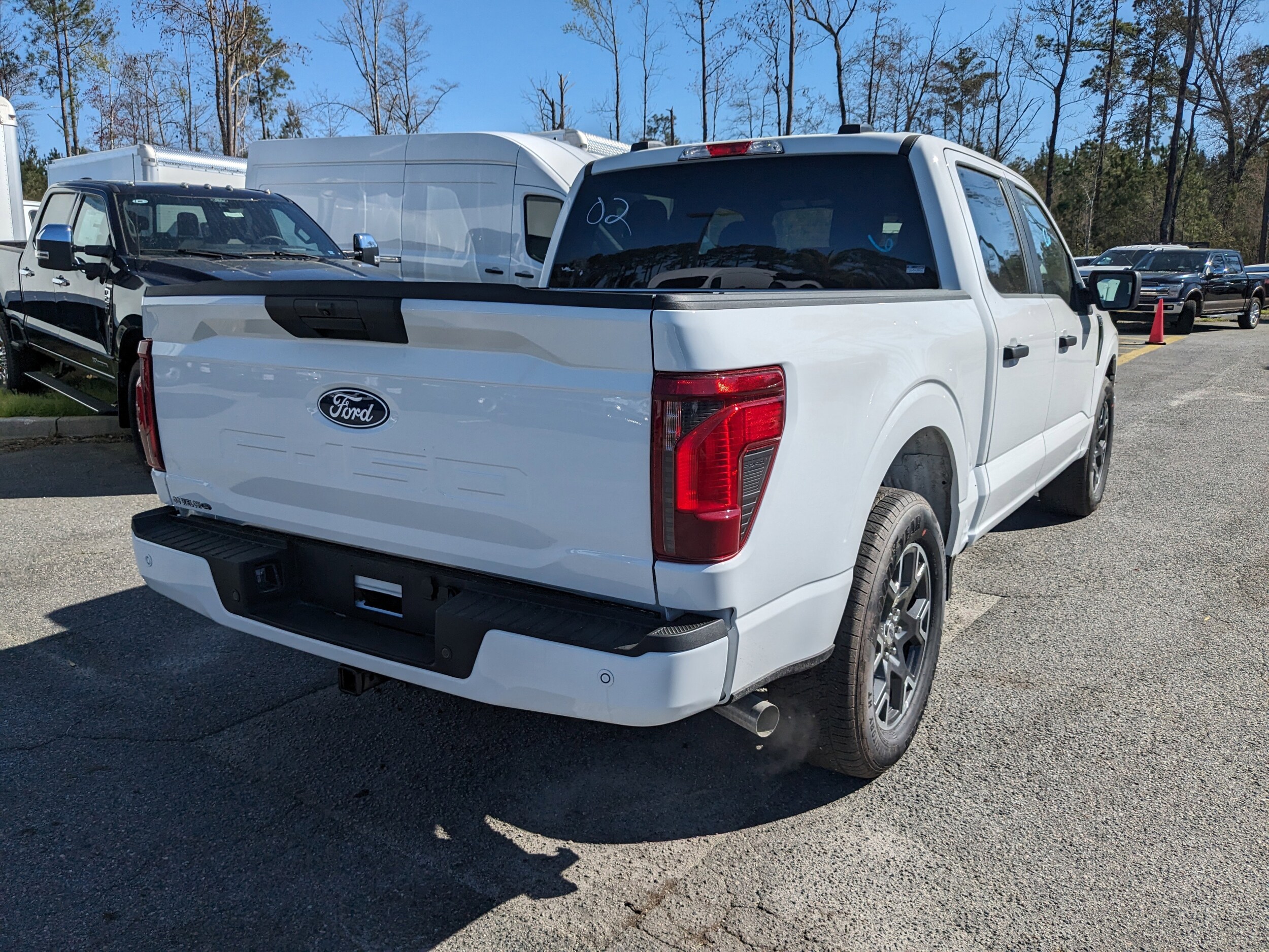 2025 Ford F-150 STX photo 4
