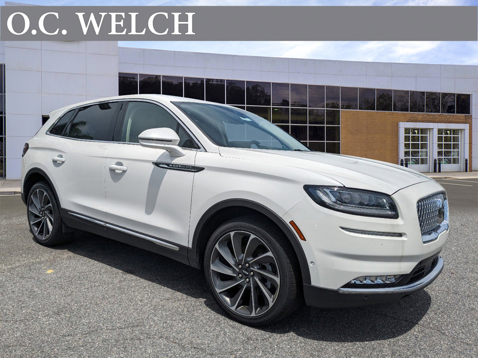 2023 Lincoln Nautilus Reserve's photo