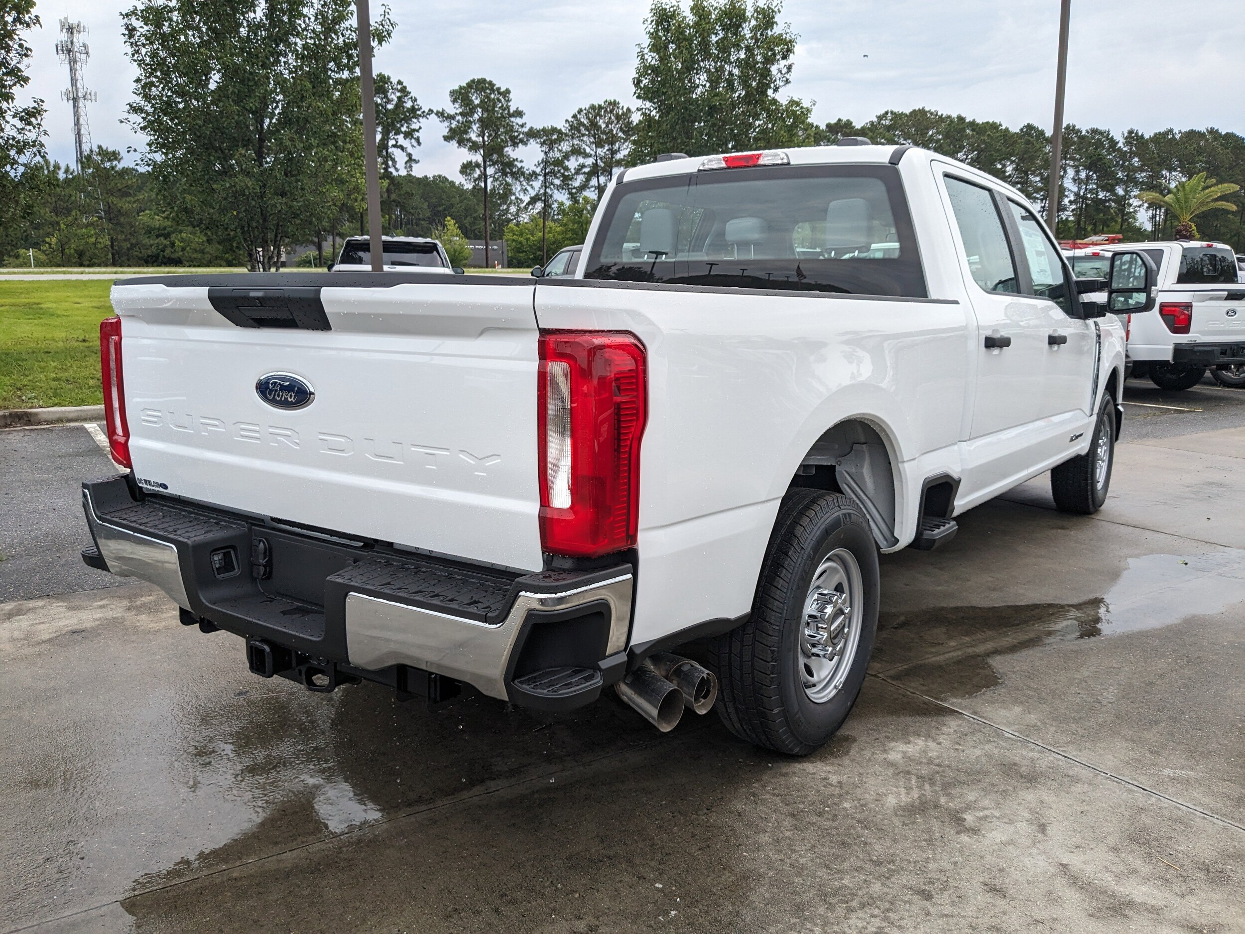 2025 Ford F-250 XL photo 3