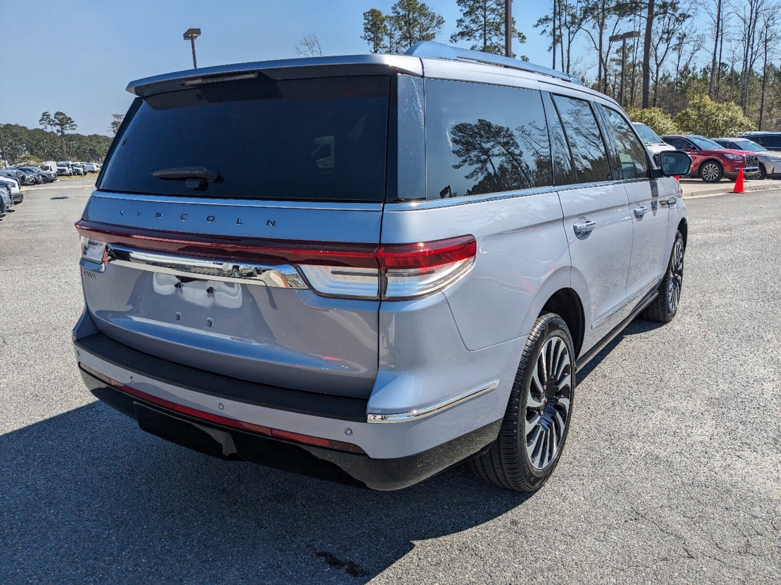 2024 Lincoln Navigator Black Label photo 4