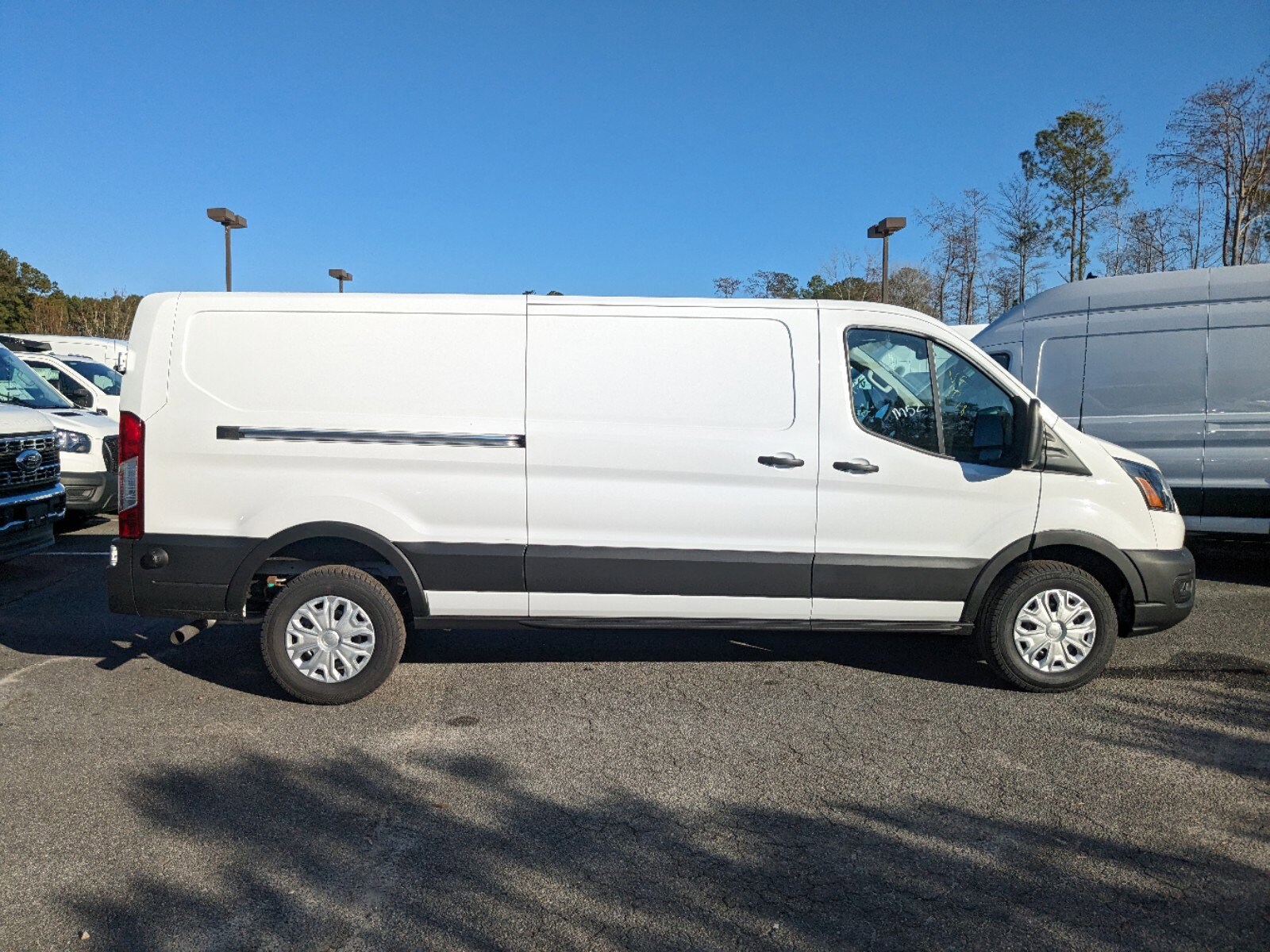 2024 Ford Transit photo 3