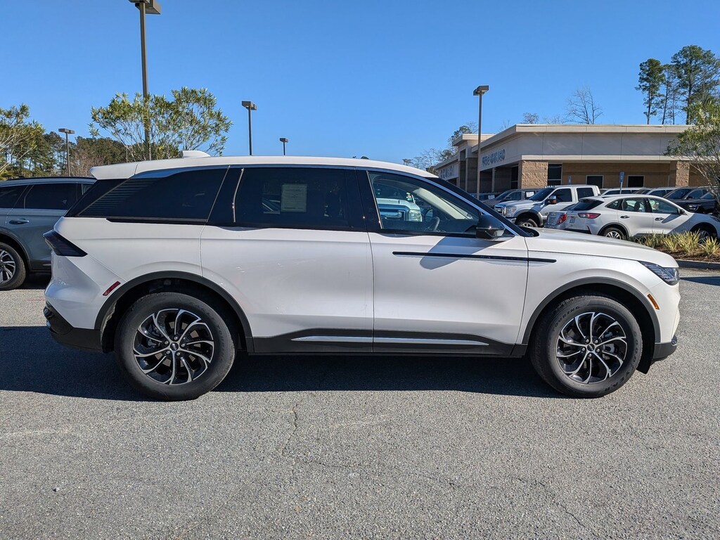 New 2026 Lincoln Nautilus Premiere SUV