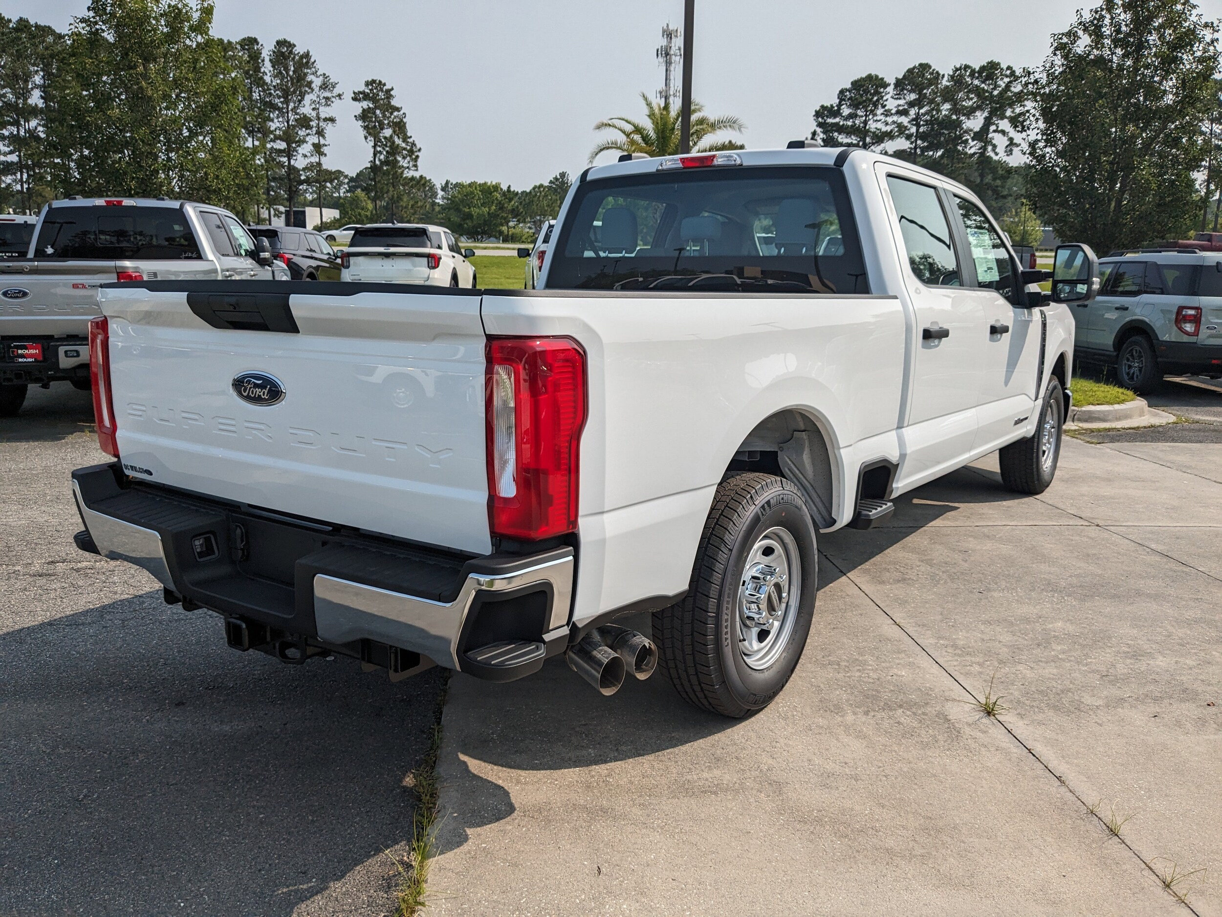 2025 Ford F-250 XL photo 3