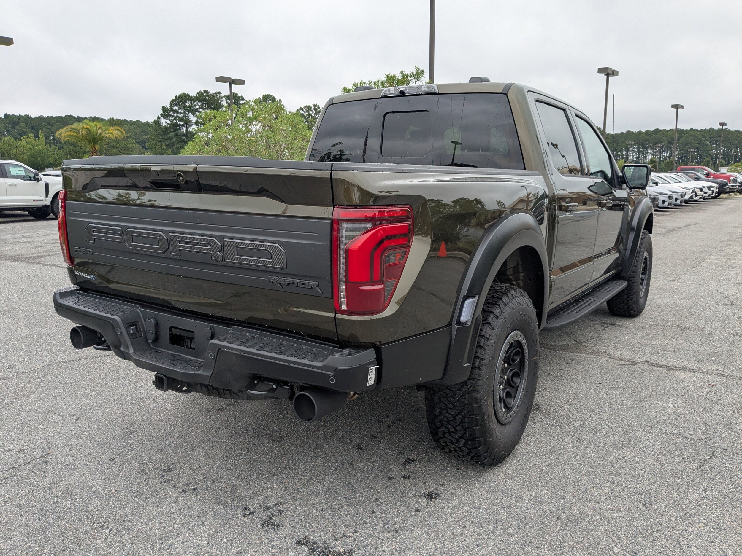 2025 Ford F-150 Raptor photo 4