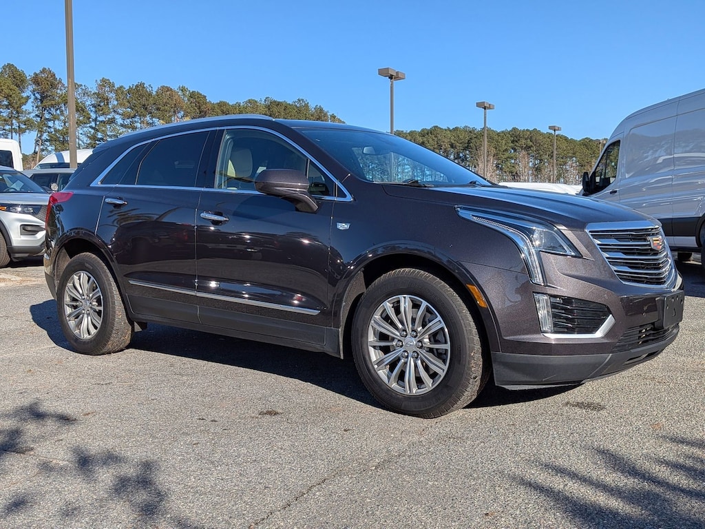 Used 2017 Cadillac XT5 Luxury SUV