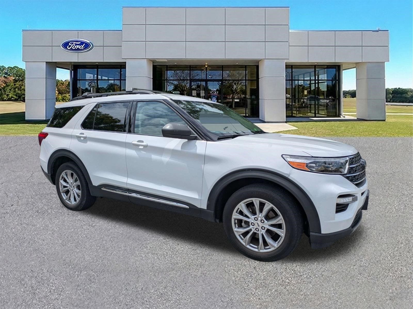 2020 Ford Explorer