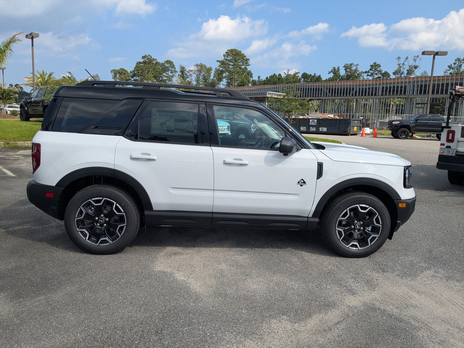 2025 Ford Bronco Sport Outer Banks photo 3