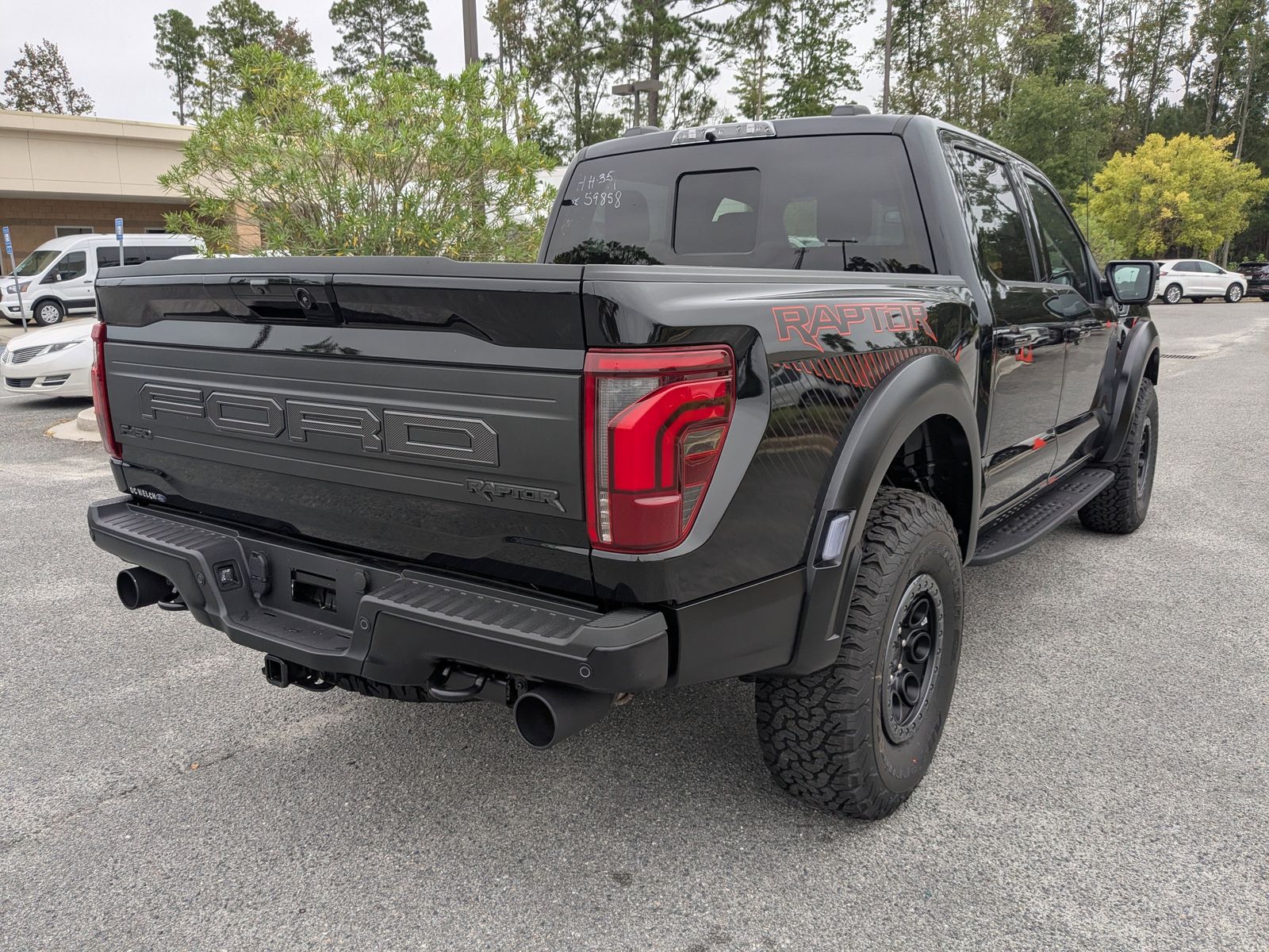 2025 Ford F-150 Raptor photo 4