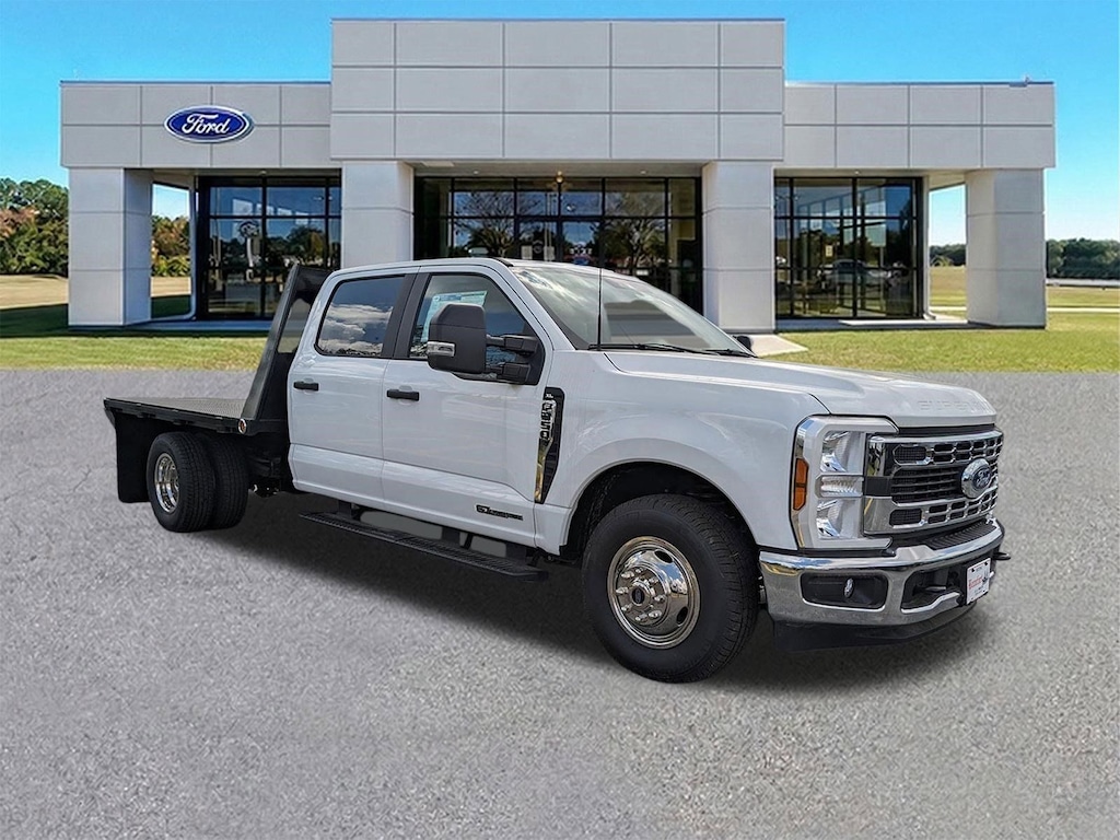 New 2024 Ford F-350 Chassis XL Chassis