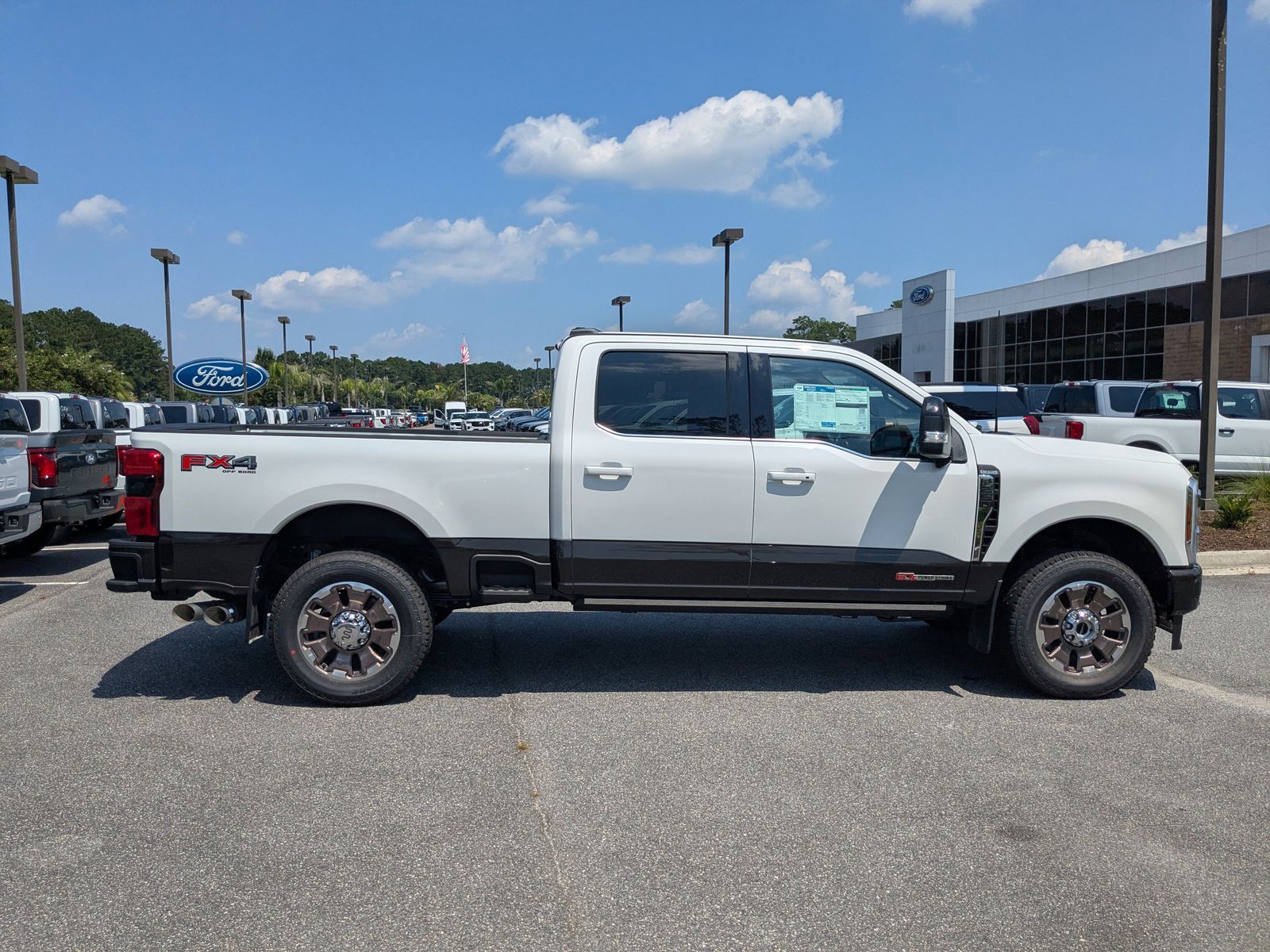 2025 Ford F-250 King Ranch photo 3